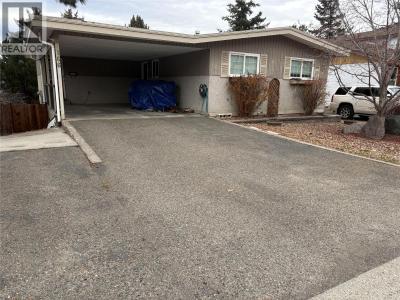 166 ROBSON DRIVE, Kamloops, British Columbia V2E 1W1, Canada