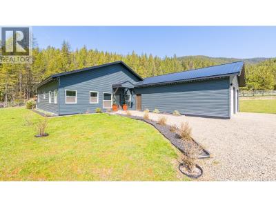 1087 BEAR BROOK ROAD, Creston, British Columbia V0B 1G8, Canada