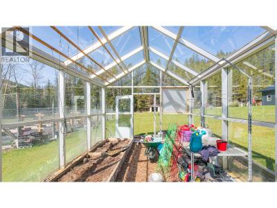 1087 BEAR BROOK ROAD, Creston, Columbia Britannica V0B 1G8, Canada