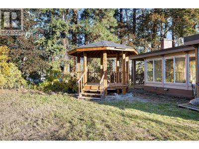 2424 CRAWFORD STREET, Creston, British Columbia V0B 1G5, Canada