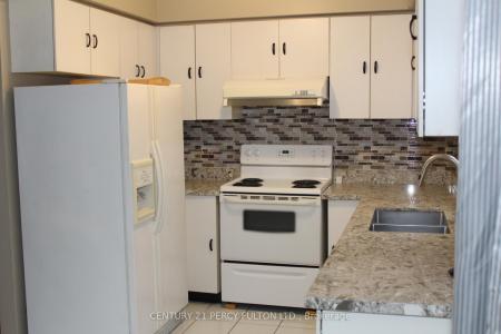 83 BARNES DRIVE, Ajax, 온타리오주 L1S 5E7, 캐나다