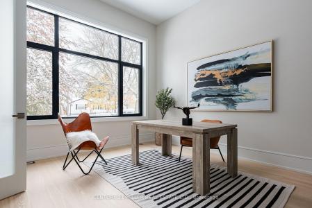 414 BELVENIA ROAD, Burlington, Ontario L7L 2G6, Canada