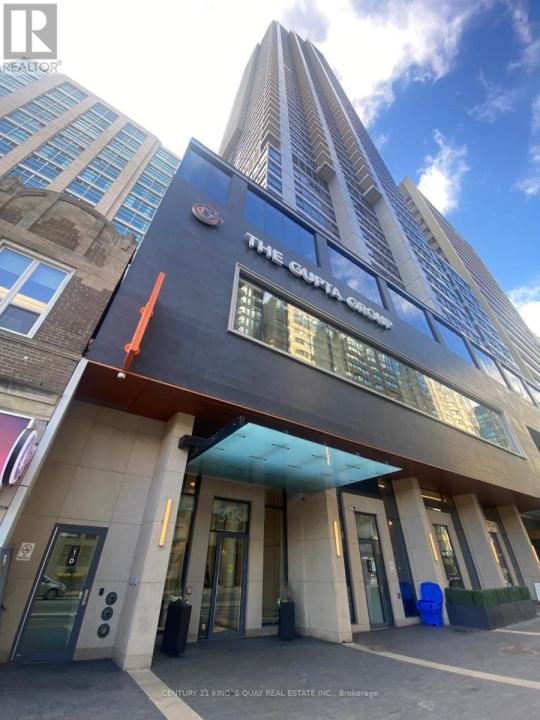 395 BLOOR STREET EAST, Toronto (north St. James Town), 安大略省 M4W 1H7, 加拿大