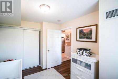 700 HUMBERWOOD BOULEVARD, Toronto (west Humber-clairville), Ontario M9W 7J4, CANADÁ