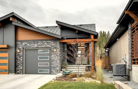 44 RIVIERA COURT, Cochrane, Alberta T4C 2V8, Kanada