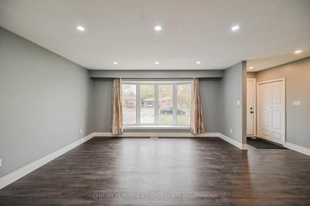 21 CATHEDRAL ROAD, Brampton, Ontario L6W 2P1, Canada