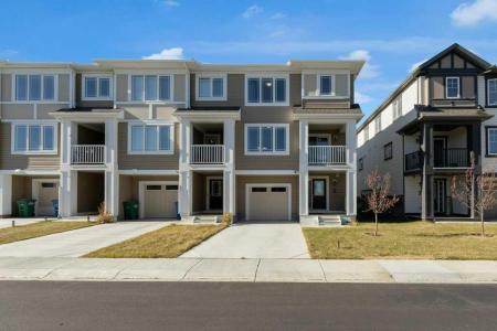 827 WINDBURY STREET SW, Airdrie, Alberta T4B 3T1, Canada