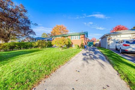 43 TAYLOR ROAD, Ajax, Ontario L1S 2X5, Canada