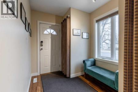 915 7 STREET NORTH, Lethbridge, 阿爾伯塔 T1H 1Y8, 加拿大