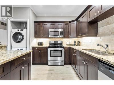 1320 WATER STREET, Kelowna, Colúmbia Britânica V1Y 9P3, Canadá