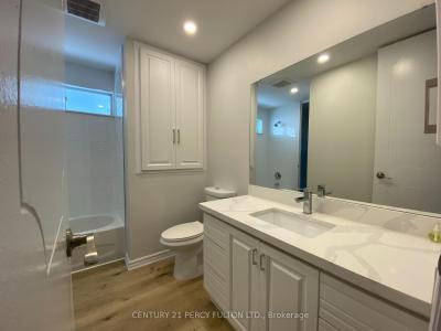 862 LIVERPOOL ROAD, Pickering, Ontario L1W 1S4, Kanada