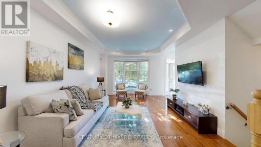 2244 NORFOLK DRIVE, Oakville (ro River Oaks), Ontario L6H 6H4, Kanada