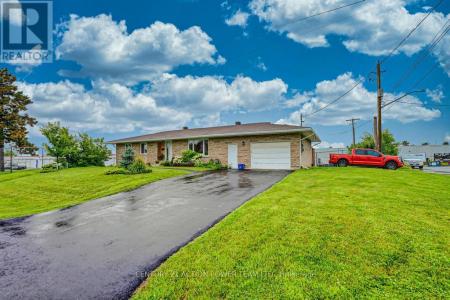 1149 PARISIEN STREET, Ottawa, Ontario K1B 3N3, Canada