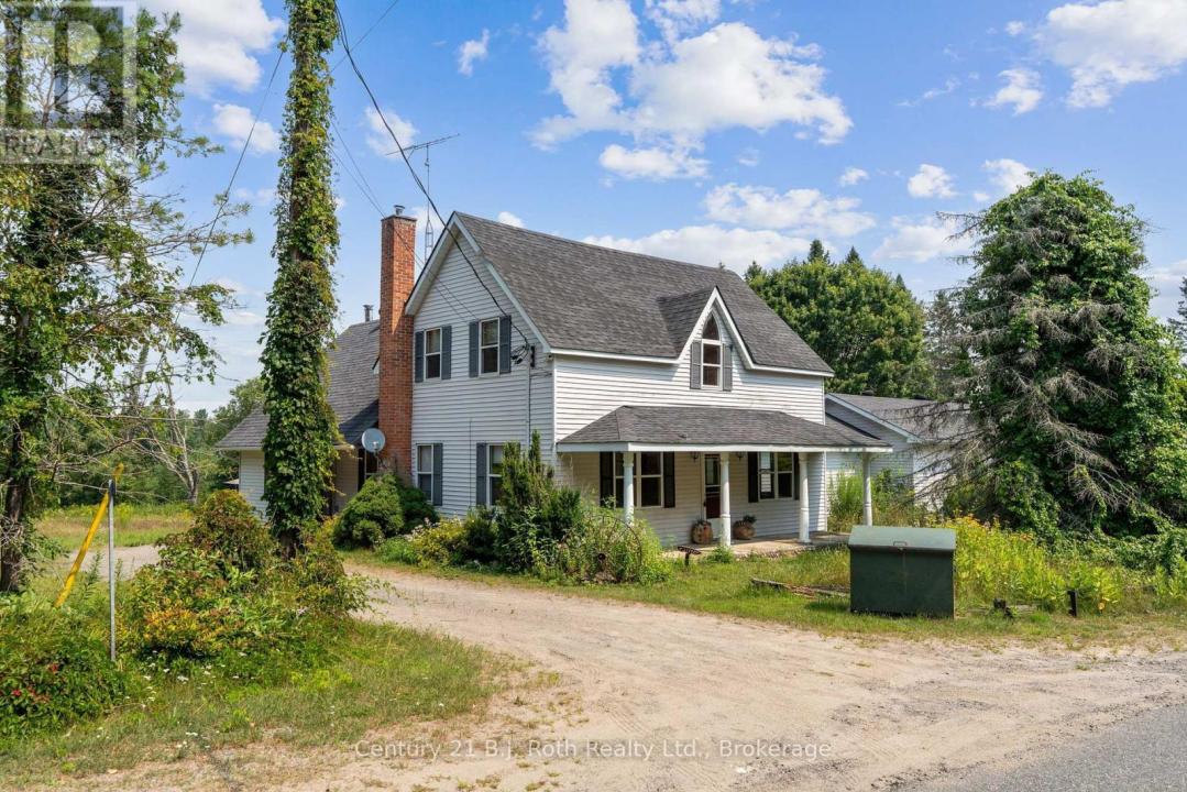 2377 FRASERBURG ROAD, Lake Of Bays (mclean), אונטריו P1L 1X3, קנדה 