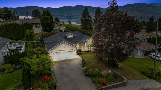 2241 MAJOROS ROAD, West Kelowna, Britanya Kolombiyası V4T 2C2, Kanada