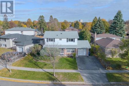 3 GRISELDA CRESCENT, Toronto (woburn), Ontario M1G 3P5, Kanada