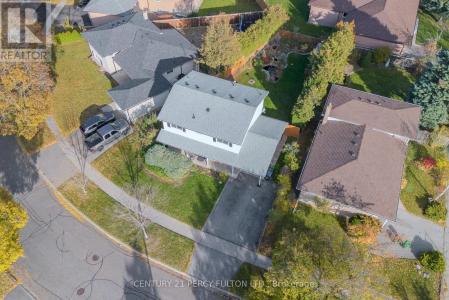 3 GRISELDA CRESCENT, Toronto (woburn), Ontario M1G 3P5, Kanada