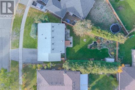 3 GRISELDA CRESCENT, Toronto (woburn), Ontario M1G 3P5, Kanada