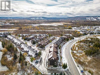 6 JOSEPH TRAIL, Collingwood, Ontario L9Y 0J2, Canadá