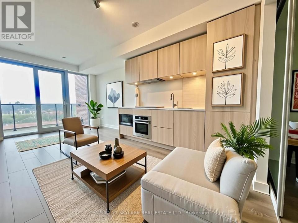 28 ANN STREET, Mississauga (port Credit), Ontario L5G 3E1, Canada