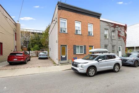 356 Rue Hermine, Québec (La Cité-Limoilou), Quebec G1K 1Z1, Canadá