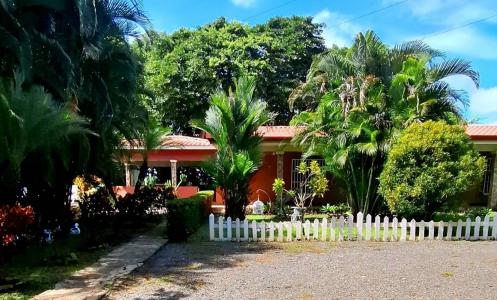 Residencial de Quintas entre Coyolar y Limonal.  Del restaurante La Nidia 4 Km hacia Limon , Coyolar Orotina, Alajuela 00001, Costa Rica
