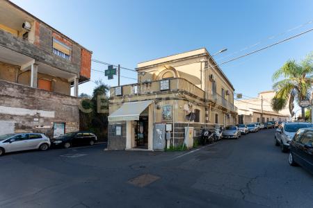 Stradale Cravone, Catania, Sicilia 95127, Italia