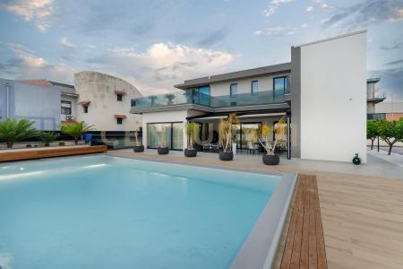 Via Sant' Andrea, Catania, Sicilia 95127, Italy