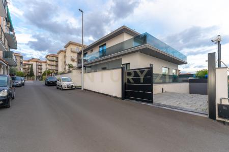 Via Sant' Andrea, Catania, Sicilia 95127, Italy