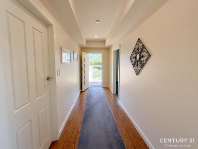 9 Vivonne Avenue, Kingscote, SA 5223, Australia