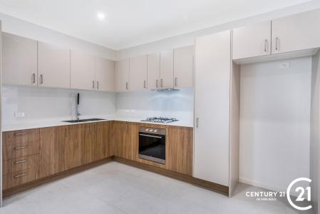 39a Lyrebird Crescent, Green Valley, NSW 2168, Australia