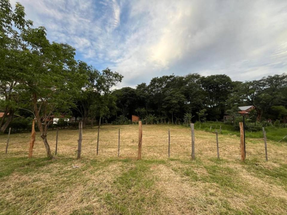 Mcal. Francisco Solano López casi Defensores del Chaco , Altos, Cordillera 00001, Paraguay