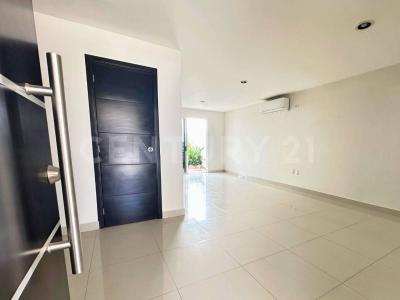 Privada Esmeralda, Calle Uno 121,, Mazatlán, Sinaloa 82124, Mexico