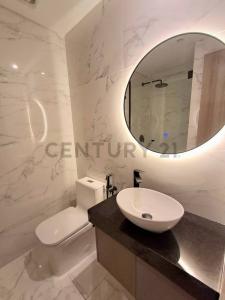 LUXE SUITES 017, Equipetrol, Santa Cruz 0000, Bolivia