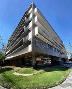 SKY LUXURY , Equipetrol, Santa Cruz 00001, Bolivia