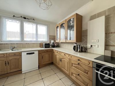 Maurepas, Île-de-France 78310, France