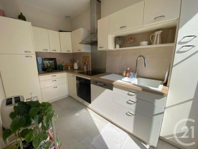 Quimper, Bretagne 29000, Pháp