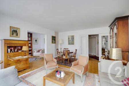 Paris, Île-de-France 75010, France