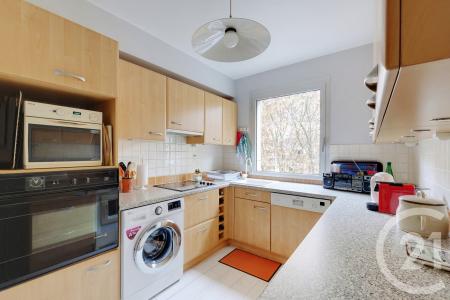 Paris, Île-de-France 75010, France