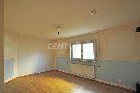 Gießen, Hessen 35396, Germany