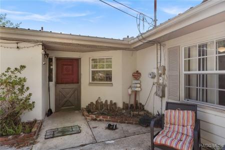 8372 E Lake Bradley Road, Floral City, 佛羅里達州 34436, 美國