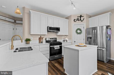 3235 Mills Pond Drive, Port Republic, מרילנד 20676, ארצות הברית של אמריקה