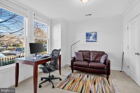 908 Montgomery Street, Alexandria, Virginia 22314, HOA KỲ