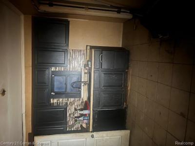 1270 E 1st Street, Monroe, Мичиган 48161, Соединенные Штаты