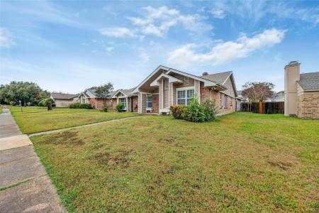 1517 Yorkshire Drive, Mesquite, Texas 75149