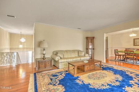 1900 Northwood Drive, Johnson City, テネシー 37601, アメリカ合衆国