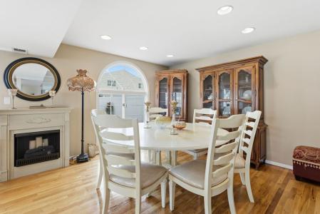 163-15 84th Street, Howard Beach, 纽约州 11414, 美国