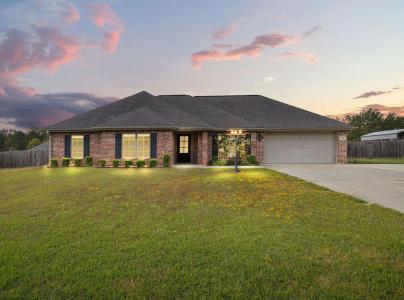 504 Woodland Parkway, Leesville, Louisiana 7144, USA