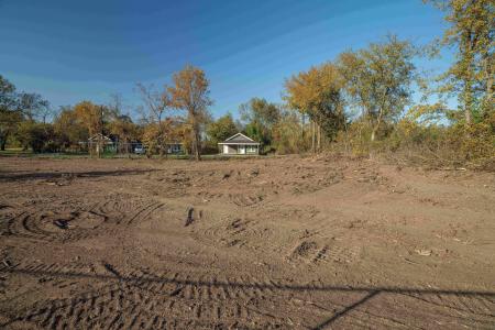 3209 / 3211 Bourland, Greenville, Teksas 75401, USA