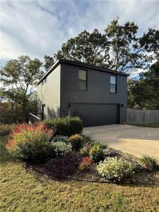 18864 Sequoyah Rd., Fayetteville, Arkansas 72701, USA